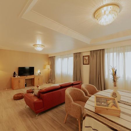 Hotel Mercure Alger Aeroport Maison Blanche Ngoại thất bức ảnh Suite room