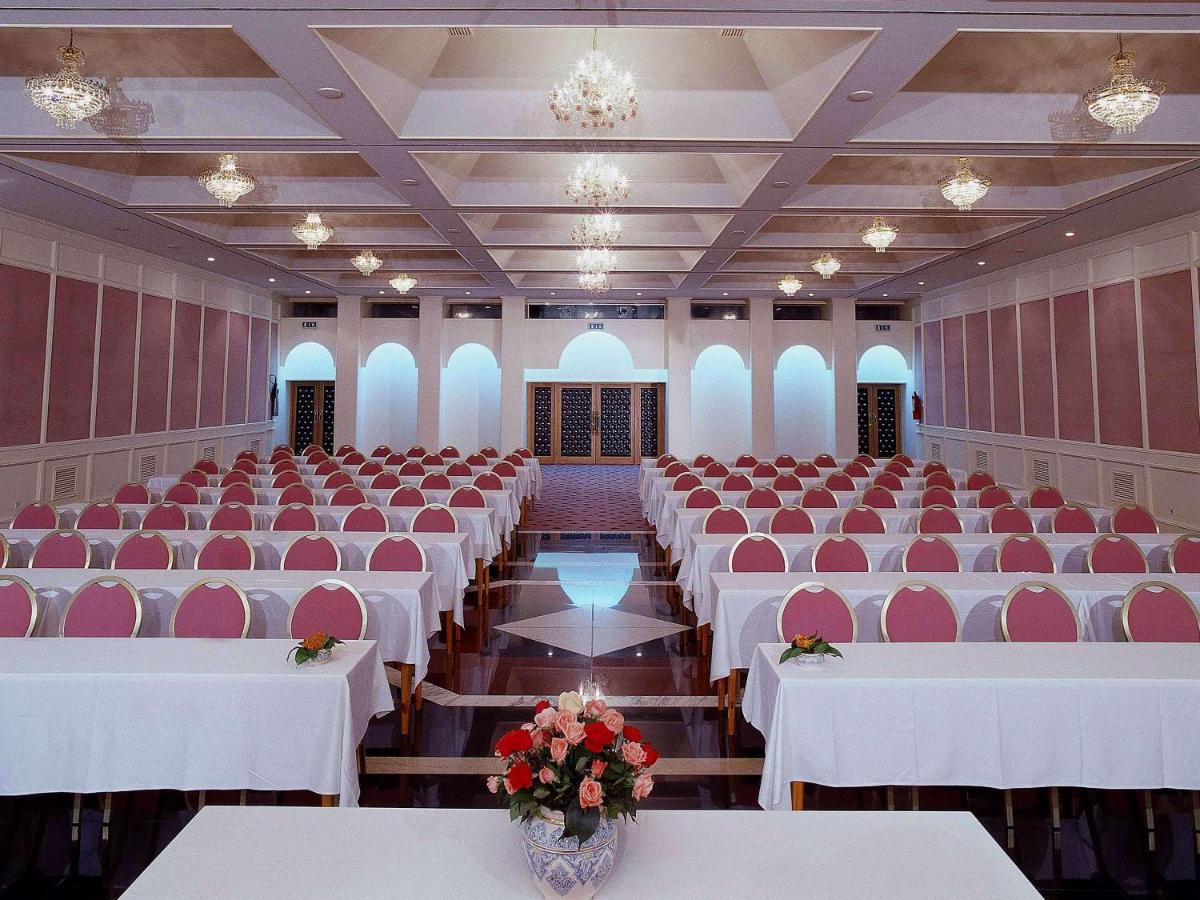 Hotel Mercure Alger Aeroport Maison Blanche Ngoại thất bức ảnh The ballroom