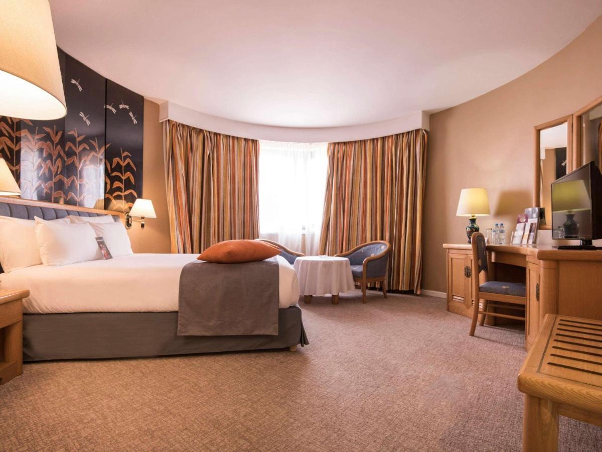 Hotel Mercure Alger Aeroport Maison Blanche Ngoại thất bức ảnh A room at the hotel